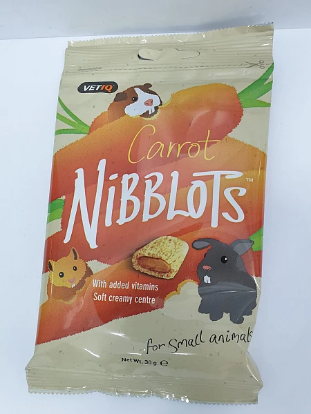 חטיף בטעם גזר למכרסמים ניבלוטס Berries Nibblots.